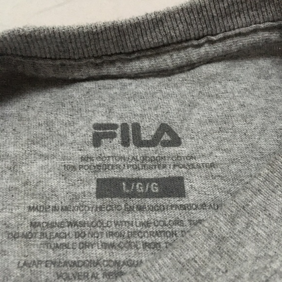 Fila T-Shirt - Picture 2 of 3